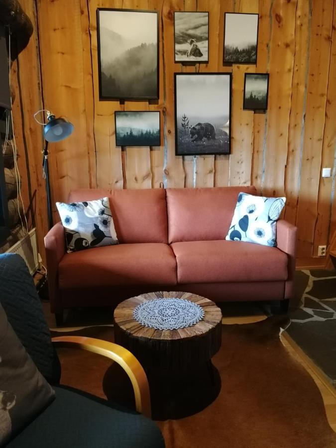 Chill Cave - Logwood Cottage Рука Екстер'єр фото
